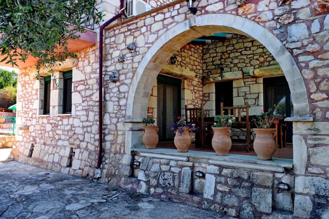 Chania's Diamond - Aqua Bliss With Private Pools