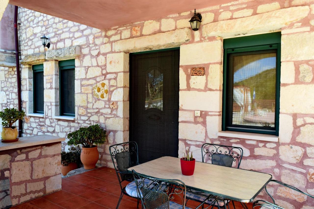 Chania's Diamond - Aqua Bliss With Private Pools Villa *